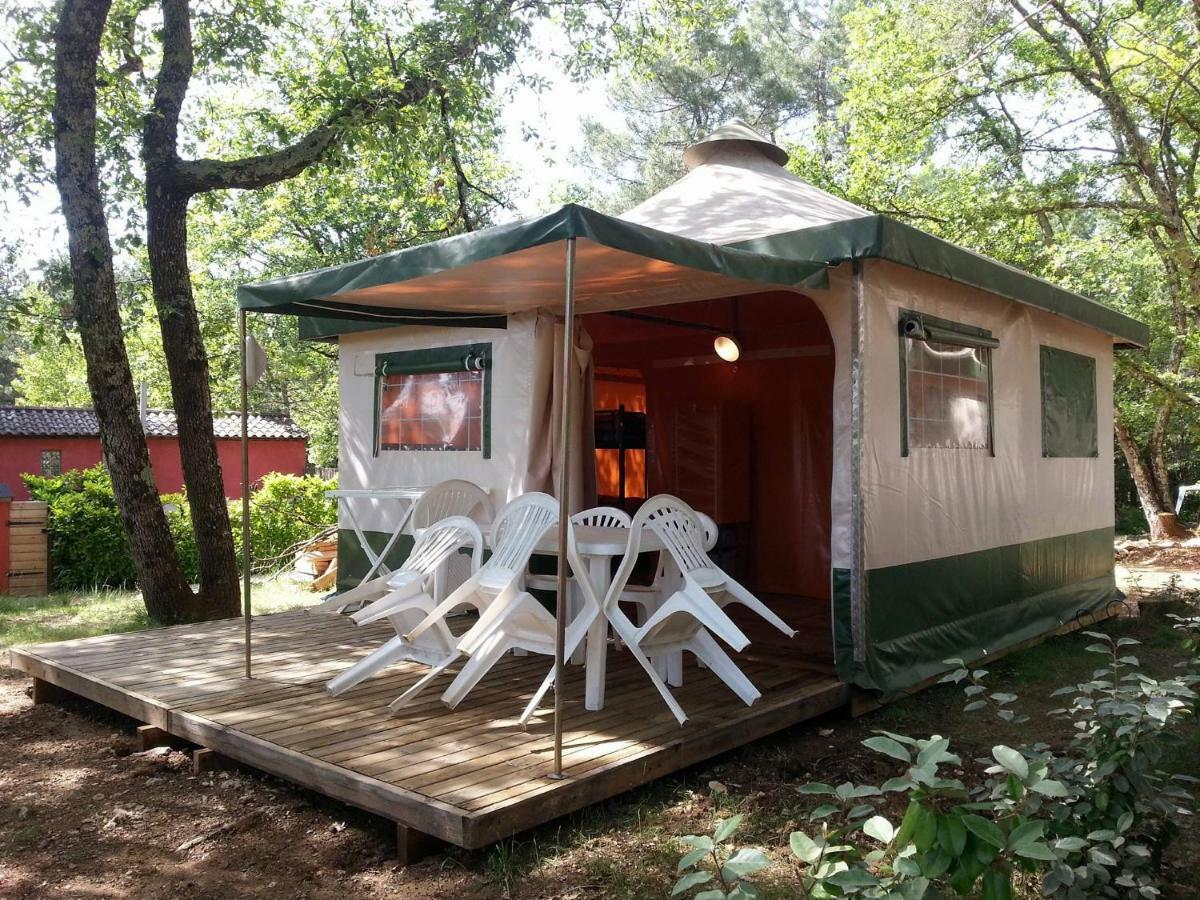 Camping Parc Saint Sauvayre Vagnas Esterno foto